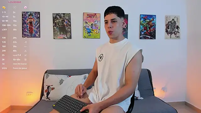 jonathanjoestar  online show from January 16, 3:10 am