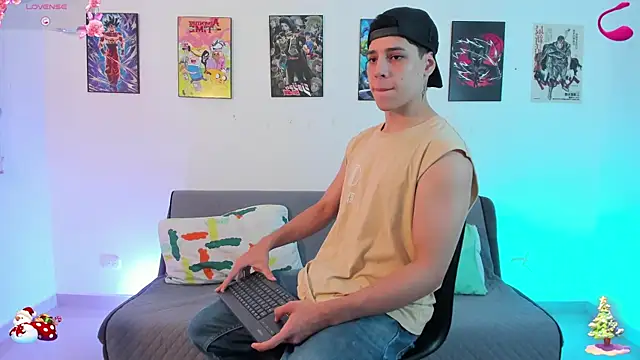 Snapshot of jonathanjoestar_ chatting on November 29, 9:26 pm jonathanjoestar online show from November 29, 9:26 pm