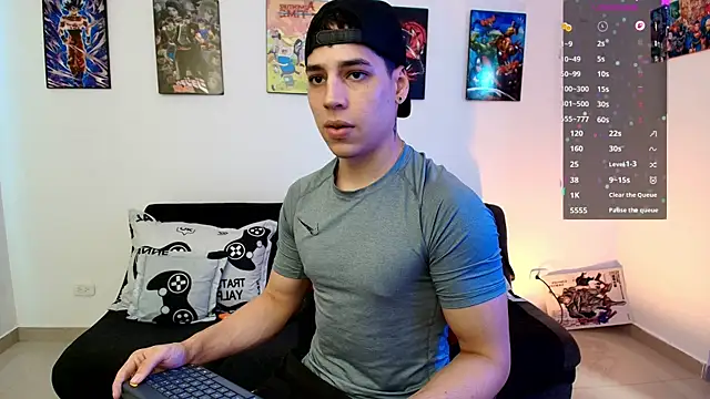 jonathanjoestar  online show from May 22, 8:18 pm
