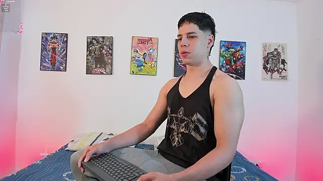 jonathanjoestar  online show from March 29, 9:38 pm