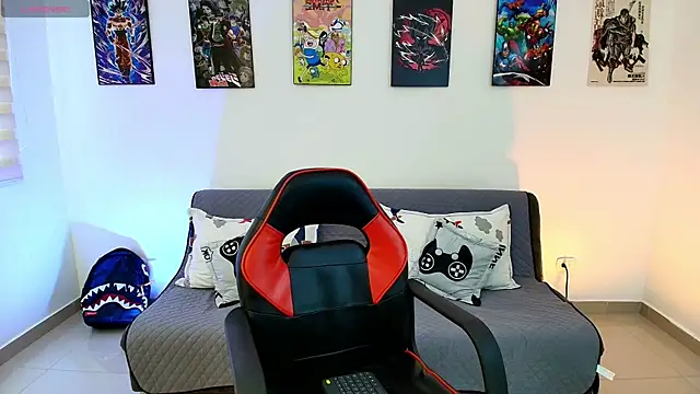 jonathanjoestar  online show from April 16, 9:15 pm