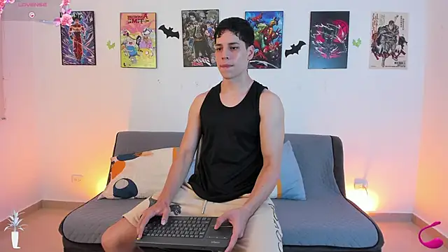 Snapshot of jonathanjoestar_ chatting on November 9, 11:42 pm jonathanjoestar online show from November 9, 11:42 pm