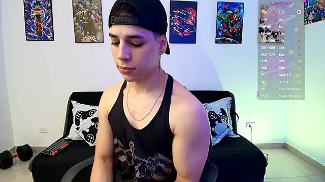jonathanjoestar  online show from May 14, 11:13 pm