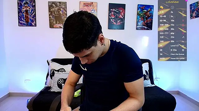 jonathanjoestar  online show from May 26, 9:57 pm