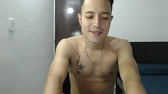 dimitriquiet05 online show from December 21, 5:36 am