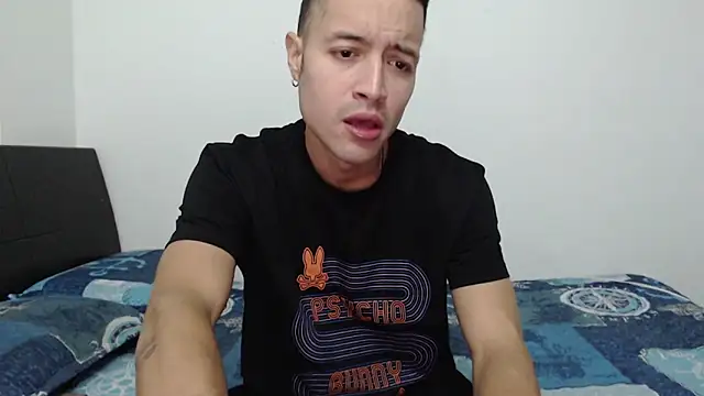 dimitriquiet05 online show from December 5, 3:20 am