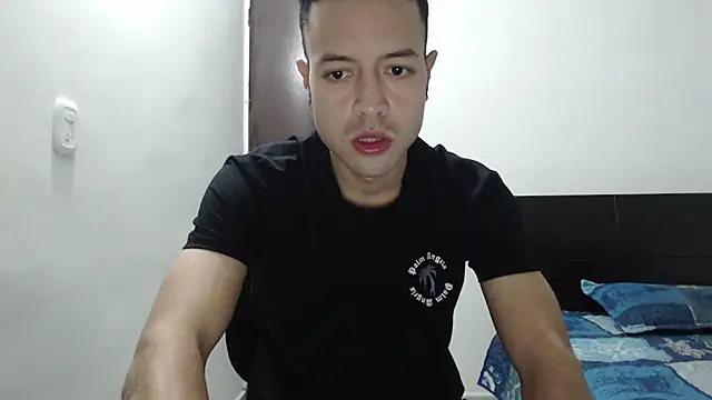 dimitriquiet05 online show from December 16, 3:30 am