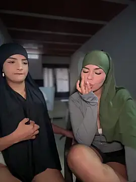 lalilamassu1 online show from December 19, 9:39 pm