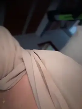 lalilamassu1 online show from February 22, 3:24 pm