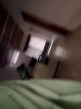 lalilamassu1 online show from February 20, 8:11 pm