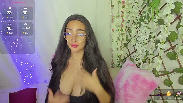 zara41 online show from March 14, 4:46 pm