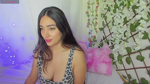 zara41 online show from March 19, 6:52 pm