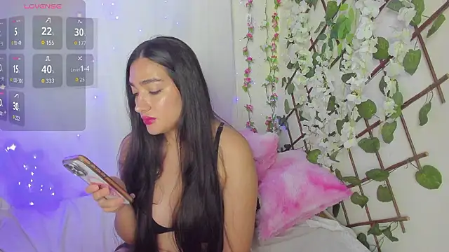 zara41 online show from March 11, 5:07 pm