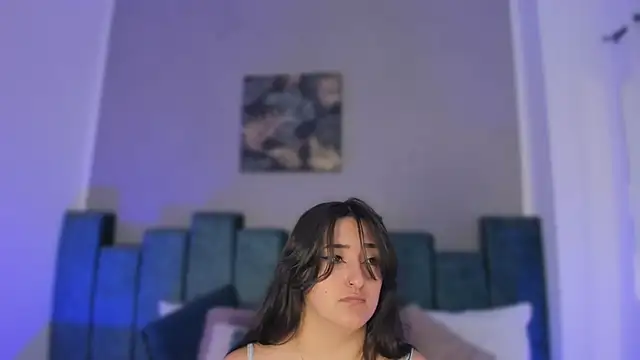 Snapshot of Kathia_Morelli chatting on July 11, 9:20 am Kathia Morelli online show from July 11, 9:20 am