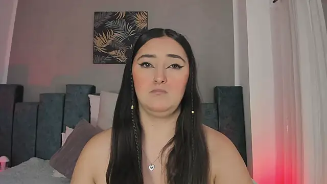 Kathia Morelli online show from March 14, 12:00 pm