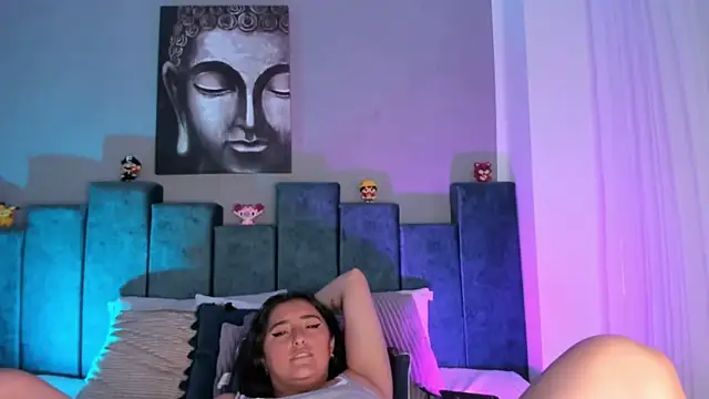 Kathia Morelli online show from March 22, 2:58 pm