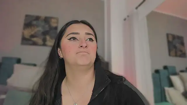 Kathia Morelli online show from February 18, 11:50 am