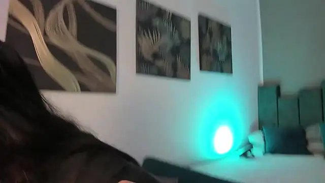 Kathia Morelli online show from October 2, 11:46 am