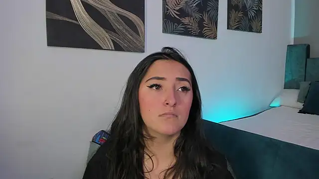 Kathia Morelli online show from October 7, 11:55 am