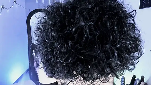 Snapshot of kuromi69 chatting on February 11, 6:24 am kuromi69 online show from February 11, 6:24 am