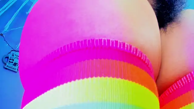 kuromi69 online show from April 3, 8:21 am