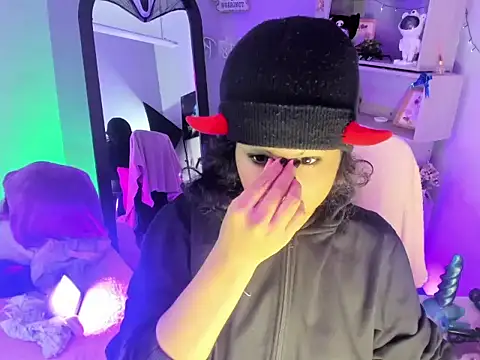 kuromi69 online show from March 28, 4:57 am