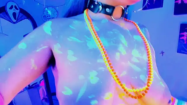 kuromi69 online show from April 1, 8:48 am