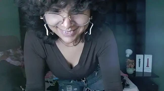 kuromi69 online show from March 9, 3:22 am