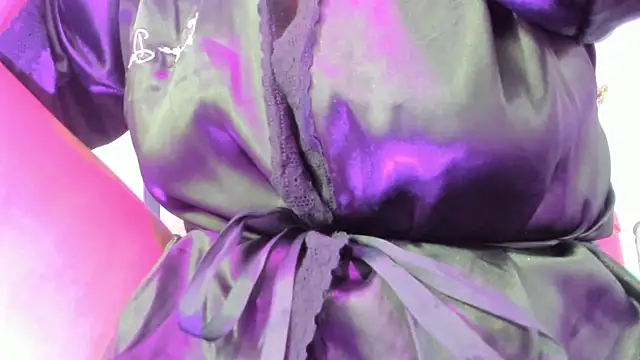 Snapshot of kuromi69 chatting on February 22, 4:48 am kuromi69 online show from February 22, 4:48 am