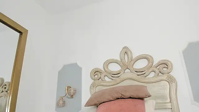 Sara  Williams online show from October 13, 3:41 am