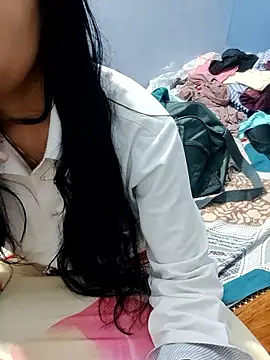 Snapshot of Angel_Anamika chatting on June 6, 10:04 pm Angel Anamika online show from June 6, 10:04 pm