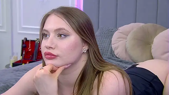 ChloeMarsch online show from March 22, 1:41 pm