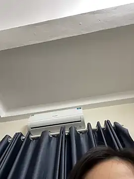 Snapshot of Louis_Baby chatting on February 12, 2:54 pm Louis Baby online show from February 12, 2:54 pm