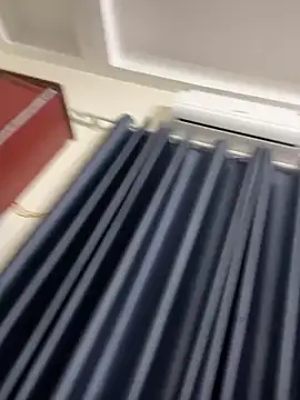 Snapshot of Louis_Baby chatting on February 8, 4:25 pm Louis Baby online show from February 8, 4:25 pm