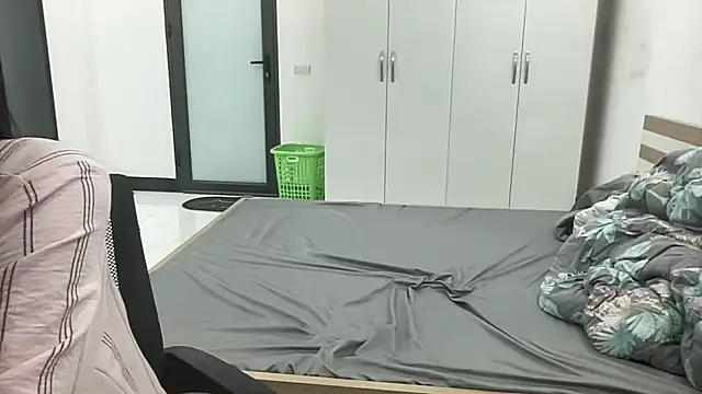 Snapshot of Louis_Baby chatting on November 26, 5:46 pm Louis Baby online show from November 26, 5:46 pm