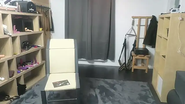 JustRealyFun online show from December 22, 10:36 pm