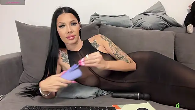 FoxyZen online show from October 8, 3:57 pm