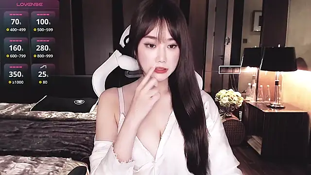 Snapshot of Cartier-__Daji- chatting on June 19, 10:32 am Cartier- Daji- online show from June 19, 10:32 am