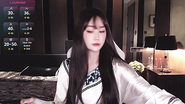 Snapshot of Cartier-__Daji- chatting on June 10, 11:00 am Cartier- Daji- online show from June 10, 11:00 am