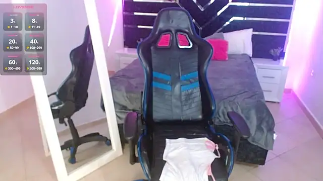 Snapshot of -MiaDelight- chatting on November 1, 2:55 pm -MiaDelight- online show from November 1, 2:55 pm