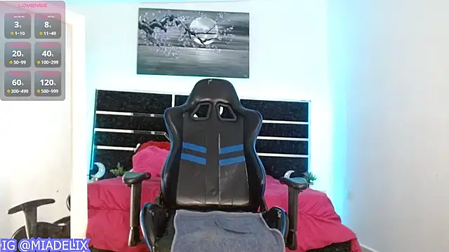 -MiaDelight- online show from March 23, 3:01 pm