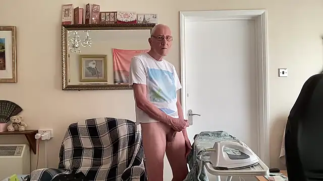 cutaboverest online show from October 24, 2:49 pm