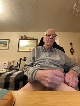 cutaboverest online show from December 19, 6:10 pm