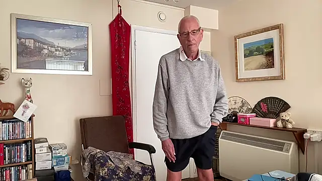 cutaboverest online show from October 4, 3:02 pm