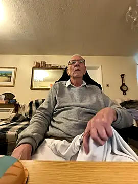 cutaboverest online show from December 2, 3:58 pm