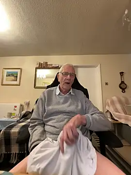 cutaboverest online show from February 9, 4:05 pm