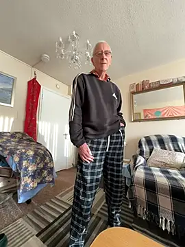 cutaboverest online show from January 10, 3:29 pm