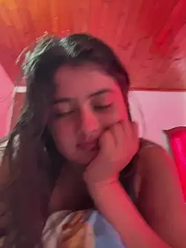 Stephania 18 online show from February 26, 4:05 pm