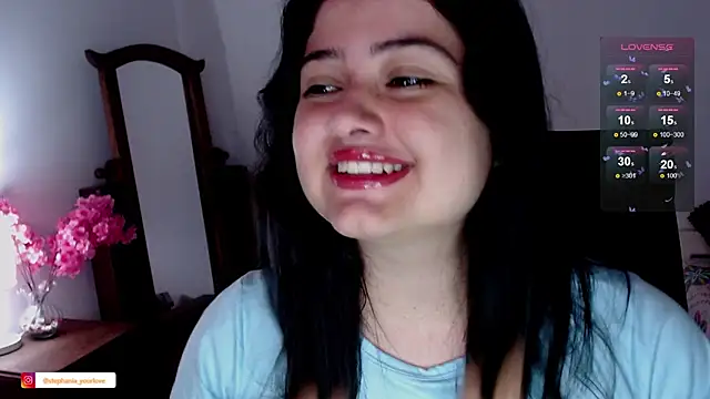 Stephania 18 online show from November 28, 2:50 pm