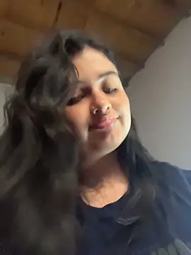 Stephania 18 online show from November 12, 6:56 pm